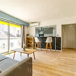 Haute Ville - T2 Cosy Avec Clim & Balcon