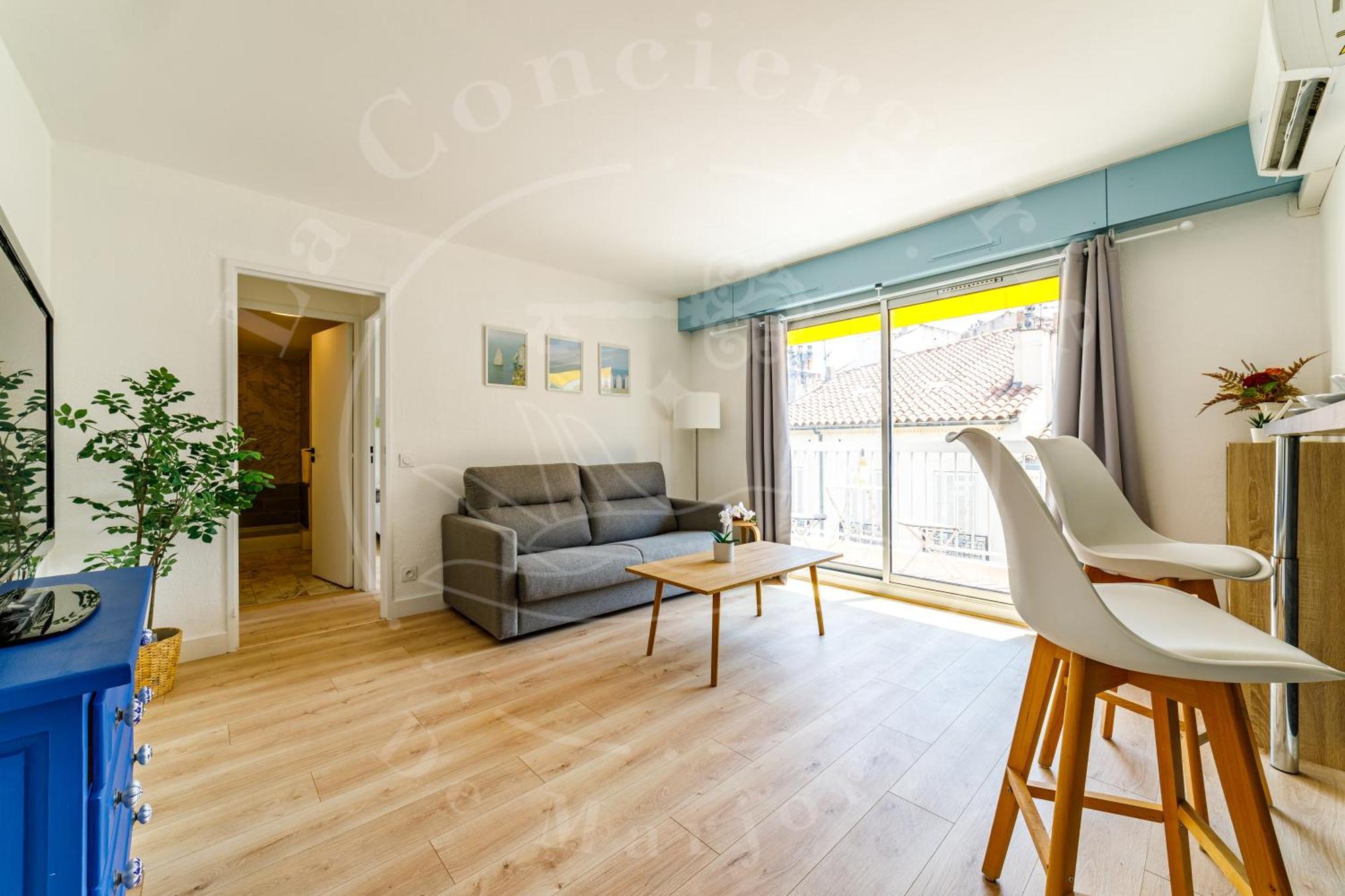 Haute - T2 Cosy Avec Clim & Balcon Apartment