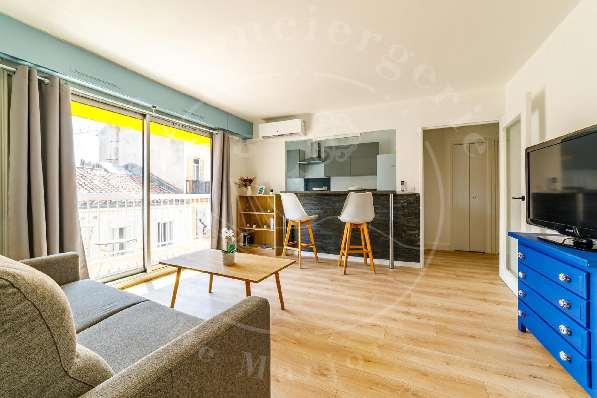 Haute - T2 Cosy Avec Clim & Balcon