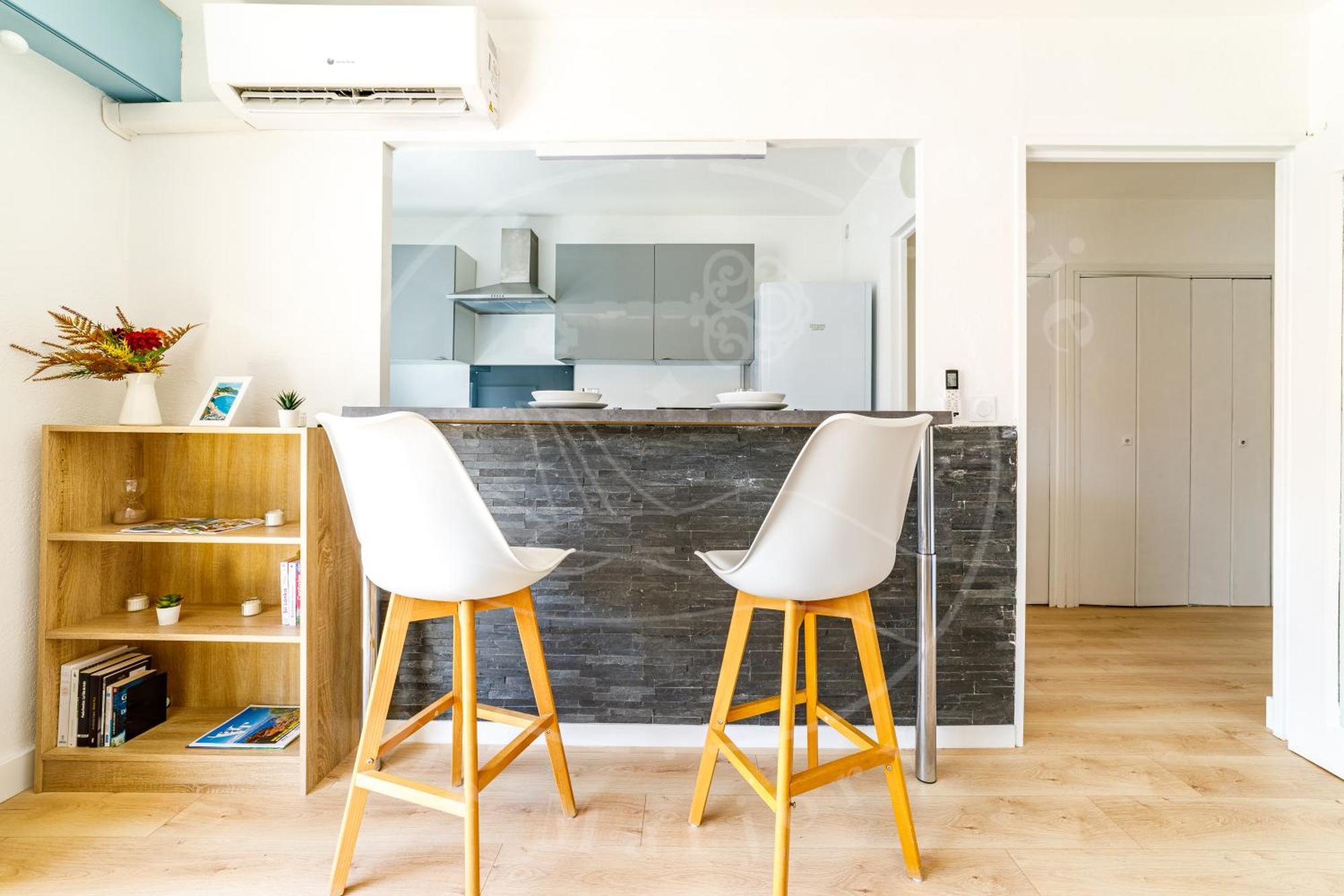 Haute - T2 Cosy Avec Clim & Balcon
